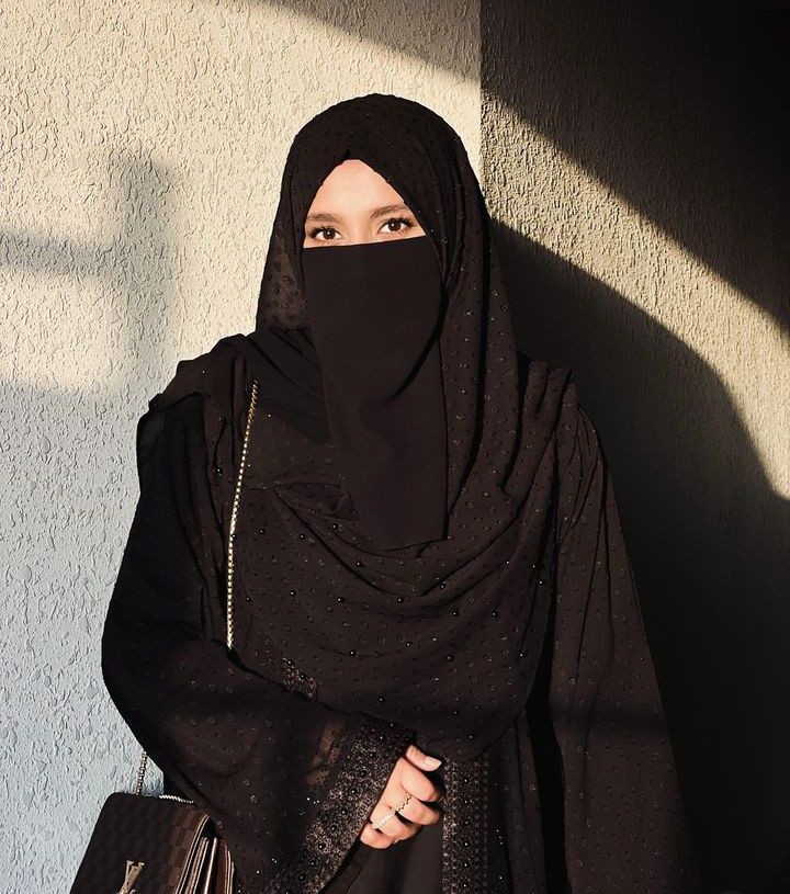  Nupur Akter
