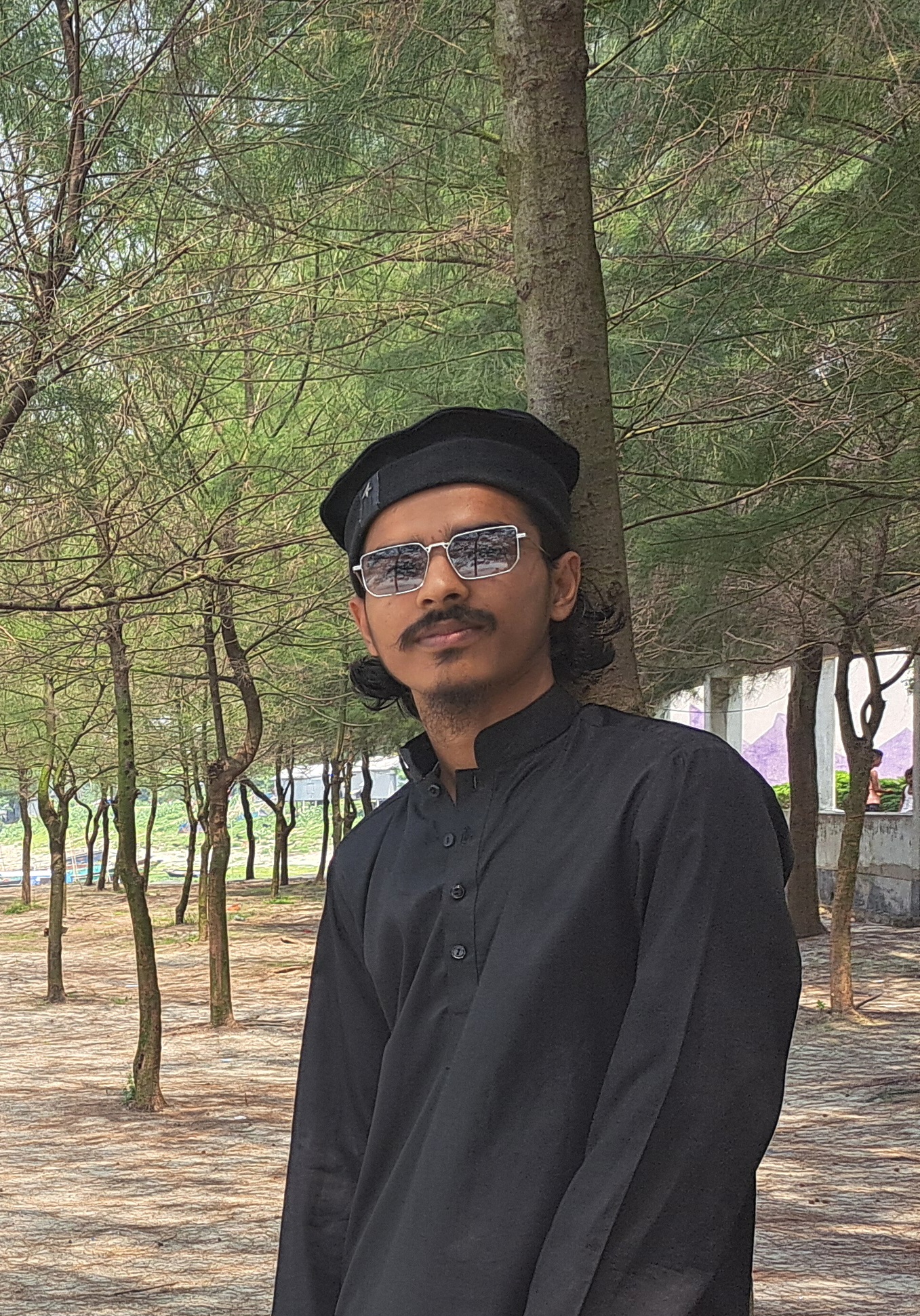 Tanzil hasan
